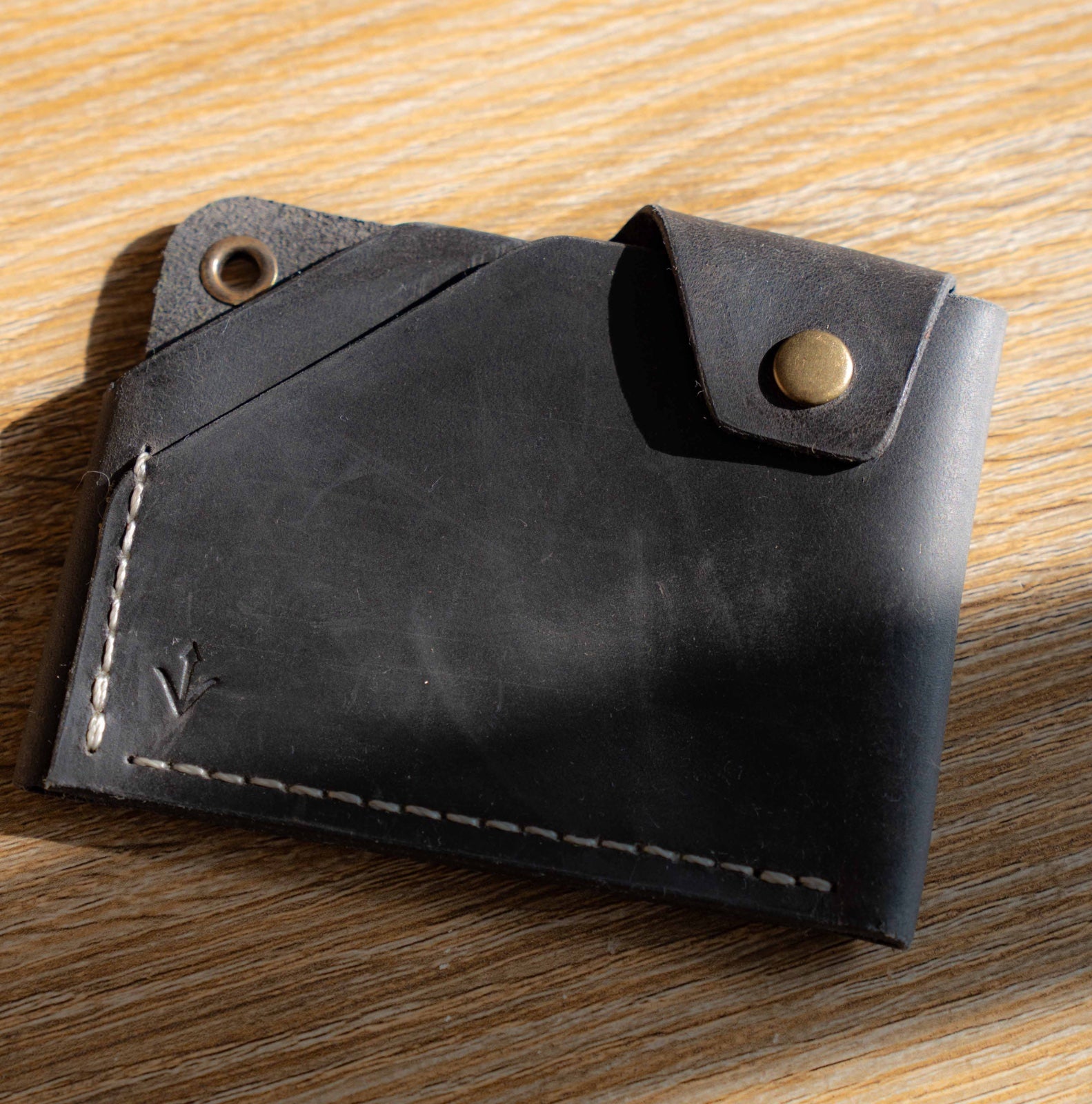 Bifold Basics VIL café
